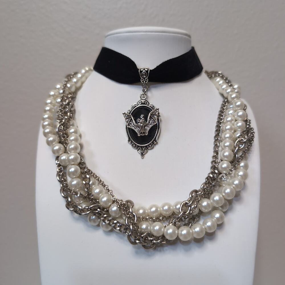 Gothic Bat Velvet Choker and Pearl Necklace Set